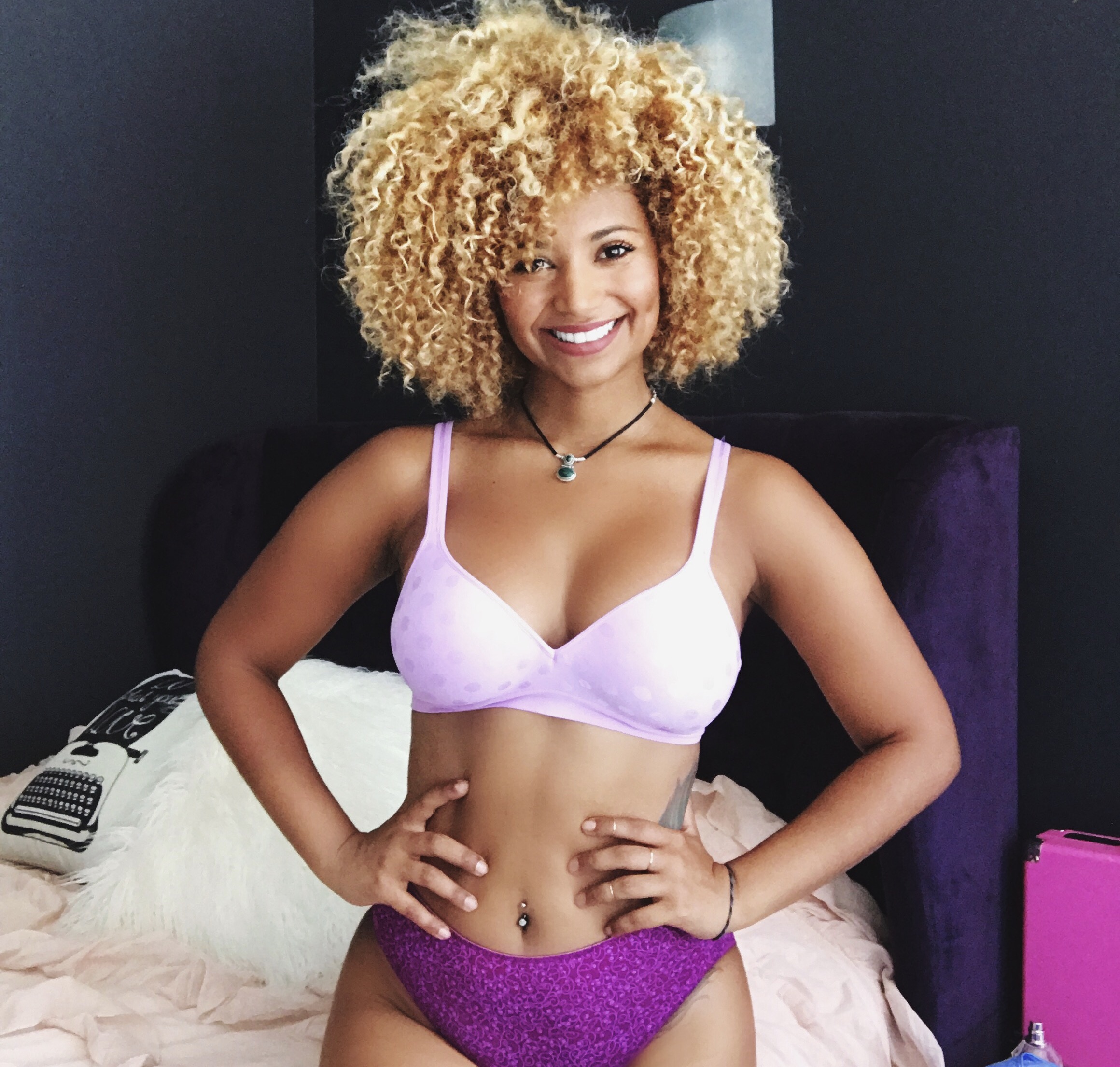 FASHION] GET THE PERFECT BRA FOR YOUR FAV T-SHIRT LOOKS FEATURING @HANES! –  OwnByFemme